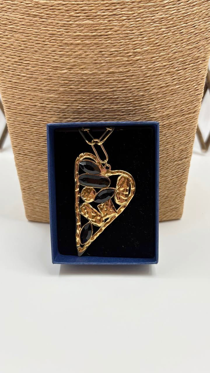 Cadena con Colgante de Acero Dorado