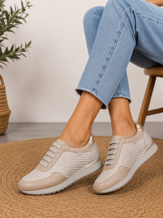 Mocasines Mujer Verano Transpirables Perforados Súper Cómodos Suela de Goma Antideslizante Zapatos Casual Primavera Color Nude
