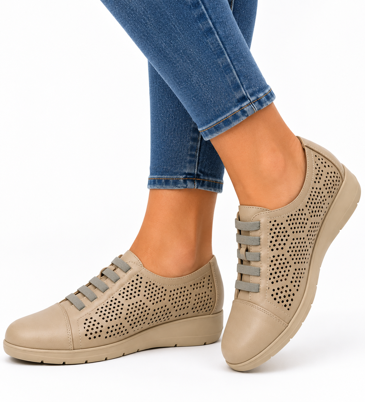 Mocasines Mujer Verano Transpirables Perforados Súper Cómodos Suela de Goma Antideslizante Zapatos Casual Primavera Color Nude