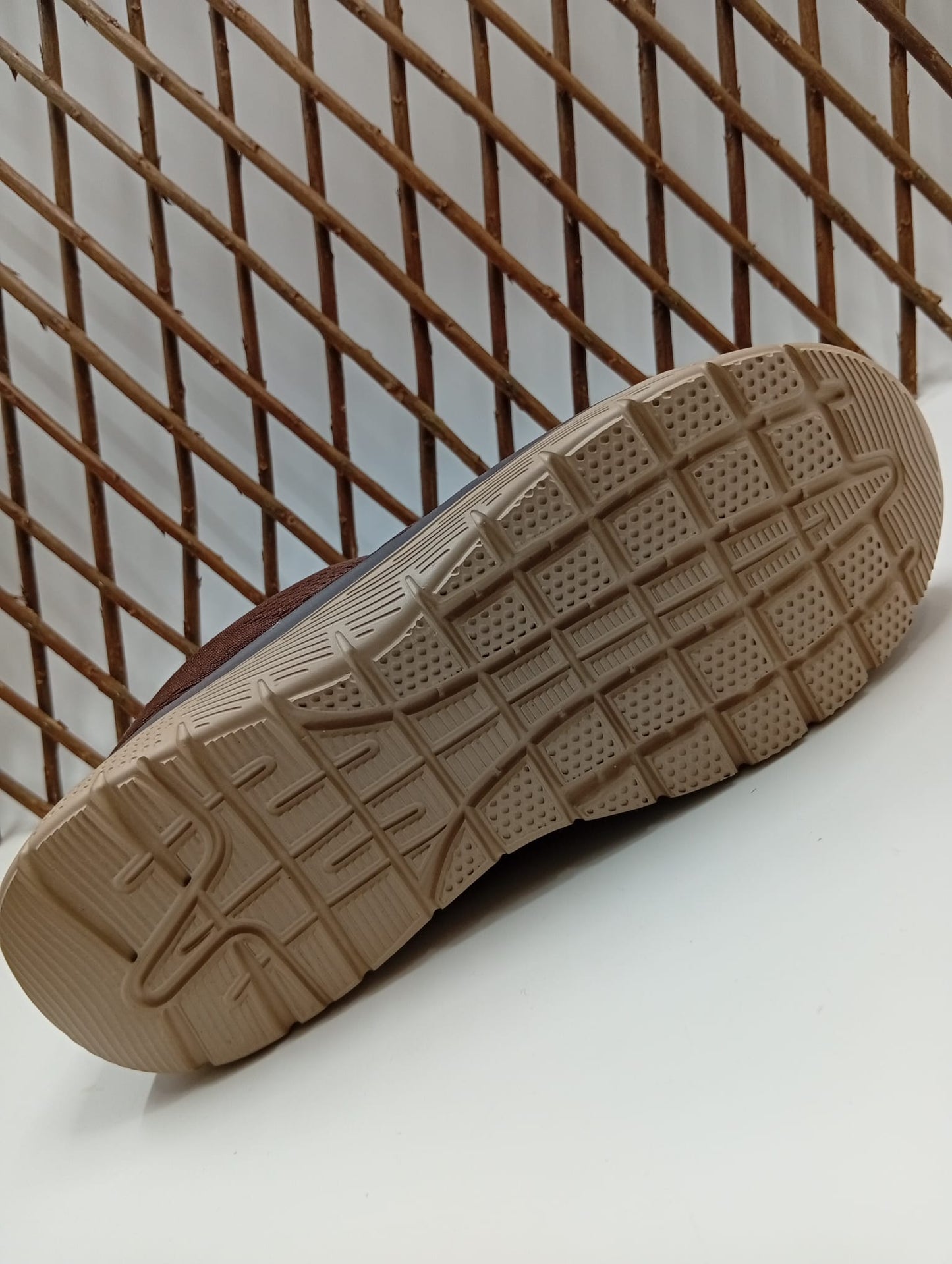 Zapatillas Deportivas Mujer Sin Cordones – Tejido Transpirable, Plantilla Memory Foam, Cierre Elástico, Suela Antideslizante - Basic Marron